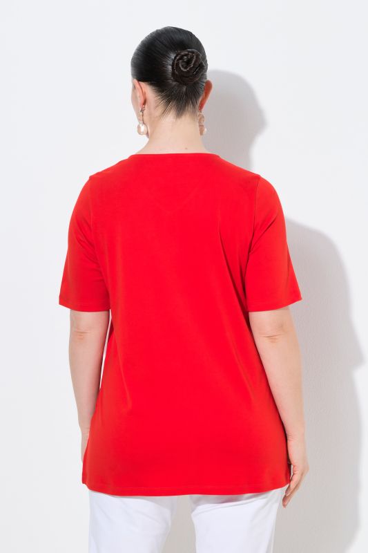 Блуза с камъчета