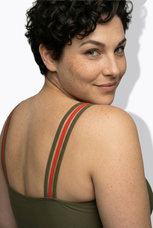 Бански с бохо райета