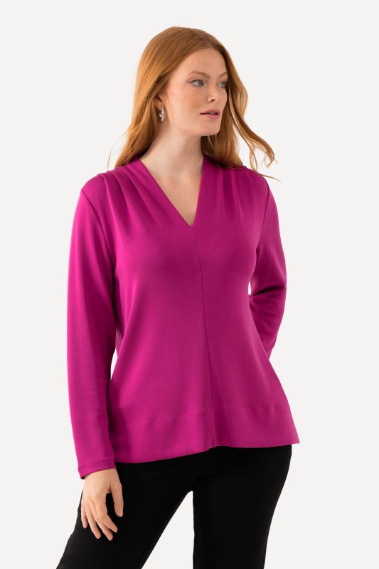 Pleat Shoulder Detail V-Neck Stretch Knit Top