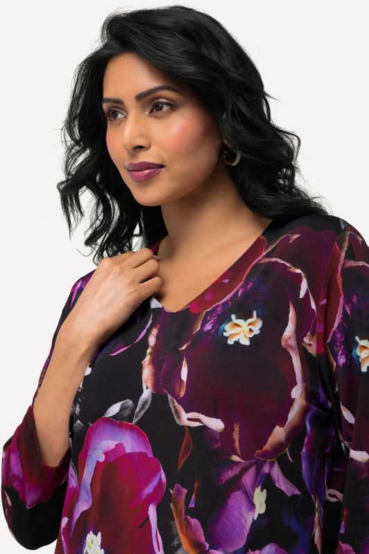 Tulip 3/4 Sleeve Slinky Top