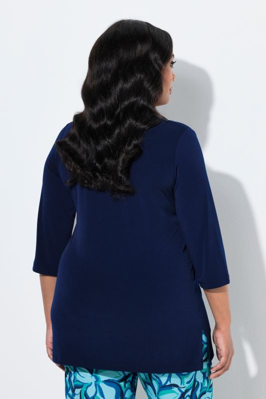 Matte Jersey V-Neck Swing Vented Three Quarter Sleeve Tunic