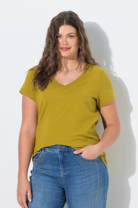 V-Neck Short Sleeve Tee