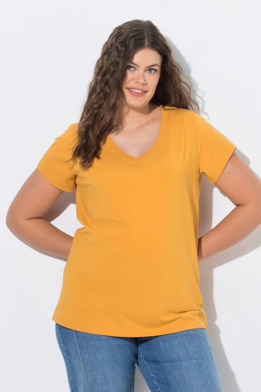 V-Neck Short Sleeve Tee