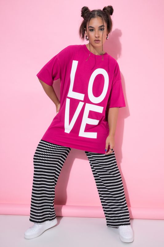 LOVE Short Sleeve Graphic Tee