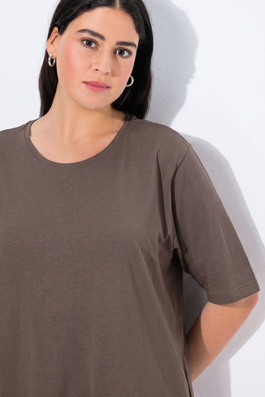 Basic Round Neck Short Sleeve Relaxed Fit  Tee