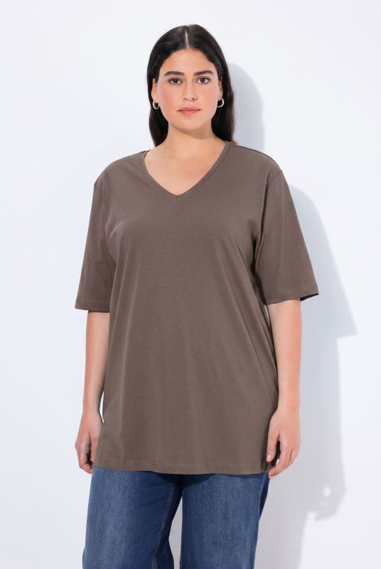 Basic V-Neck Relaxed Fit Short Sleeve Tee