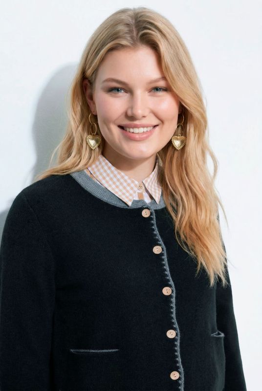 Knit Deer Motif Cardigan
