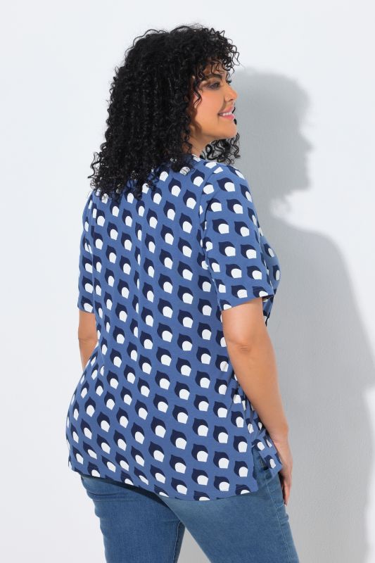 Shadow Print Short Sleeve V-Neck Tee