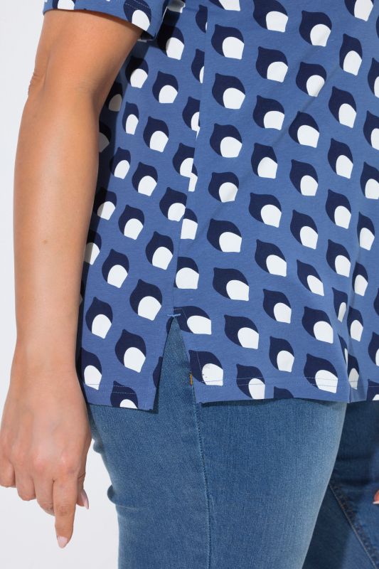 Shadow Print Short Sleeve V-Neck Tee