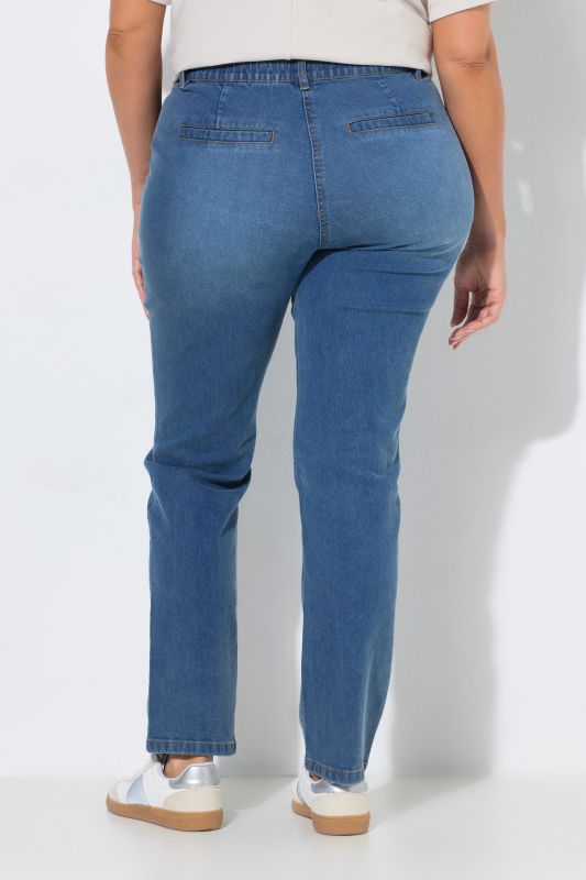 Stretch-Fit Comfort Waist Jeans