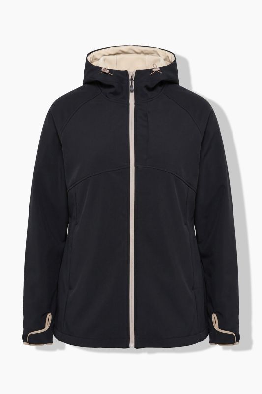 Яке от Softshell с контрастни акценти